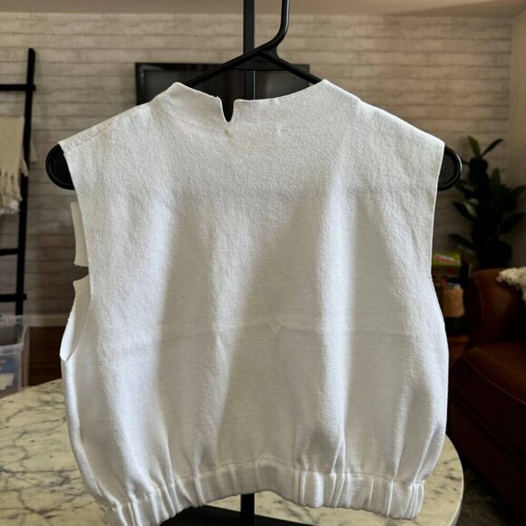 Kerisma Women's White Betty Cropped Sleeveless Cutout Seamless Hem Top Size S/M - Picture 3 of 7